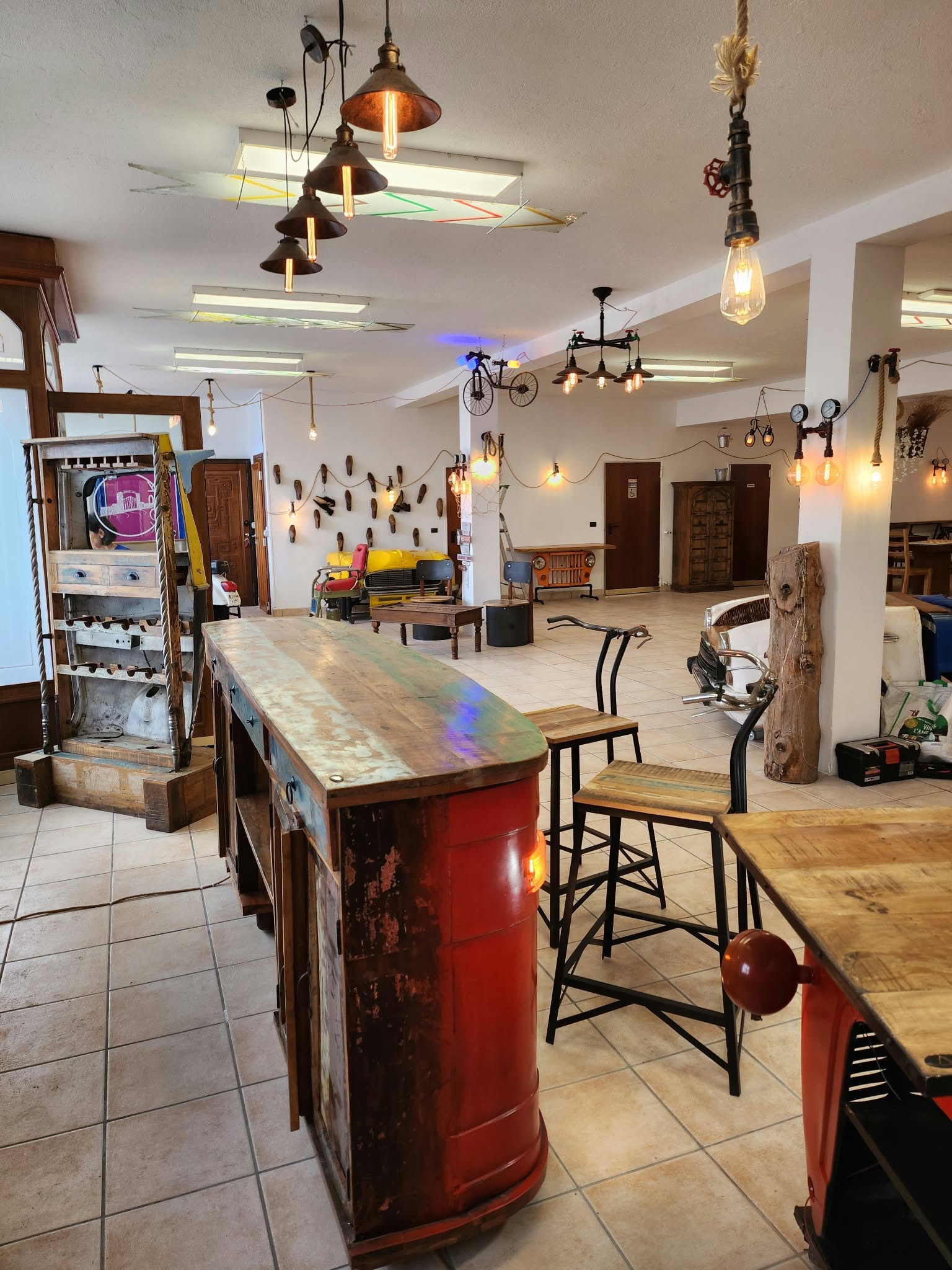 Sala per eventi -LAVORI IN CORSO PINEROLO - foto 3